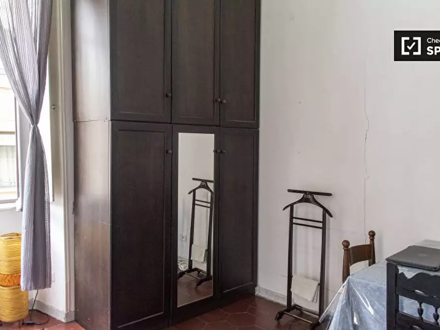 Immagine 3 di Camera condivisa in affitto  in Via Giovanni Amendola a Roma