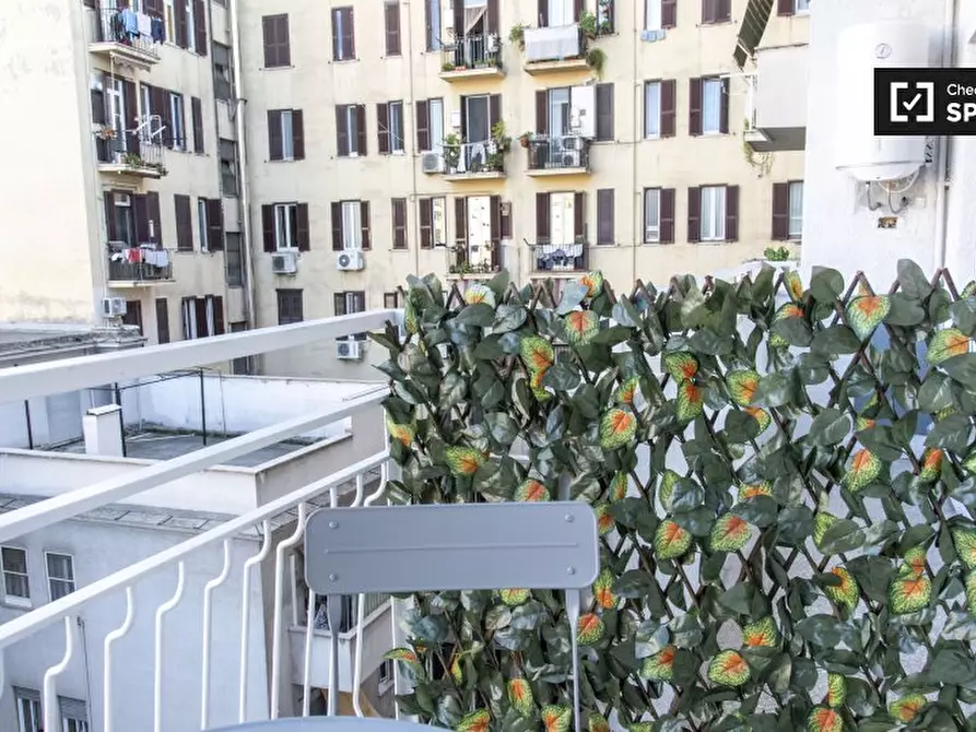 Immagine 8 di Camera condivisa in affitto  in Via Oderisi da Gubbio a Roma