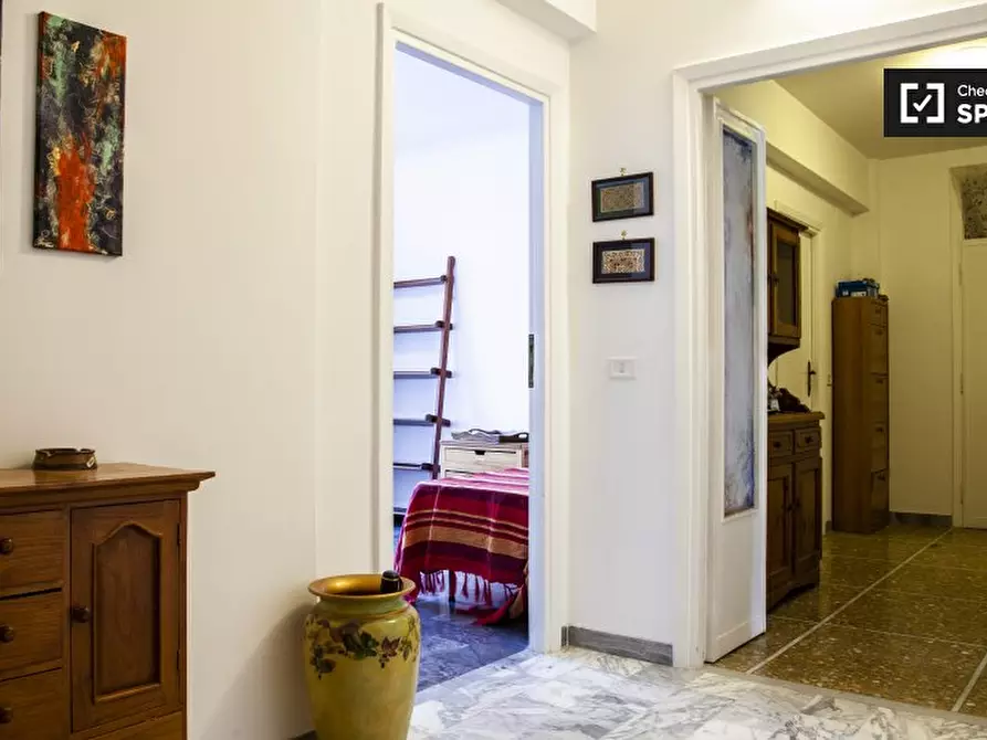 Immagine 16 di Camera condivisa in affitto  in Via Pietro Mengoli a Roma