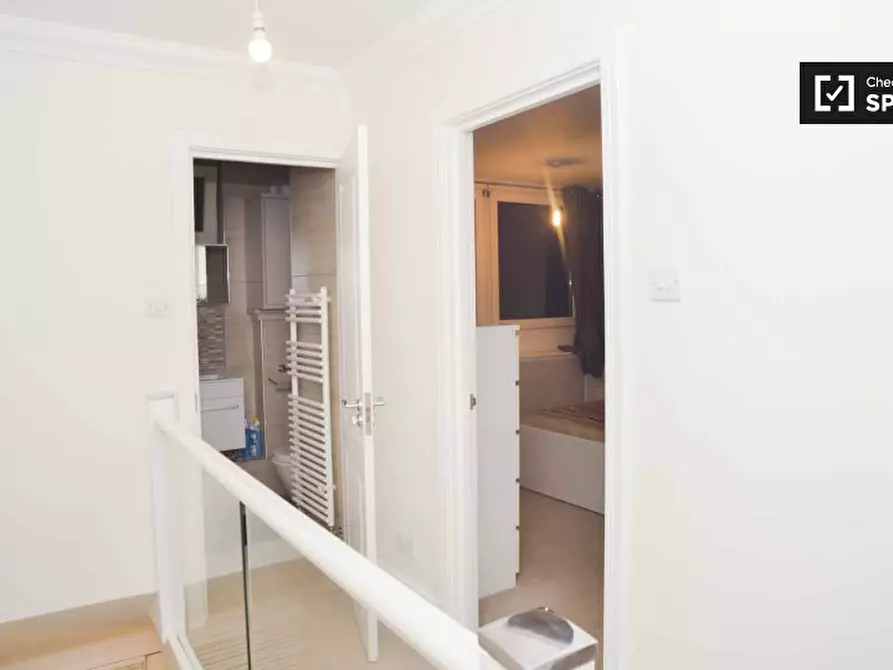Immagine 17 di Camera condivisa in affitto  in Evenwood Cl a Wandsworth
