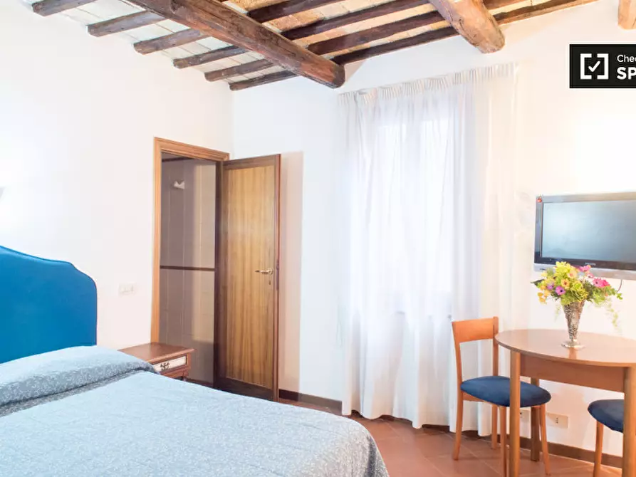 Immagine 2 di Ufficio in affitto  in Via Zucchelli a Roma