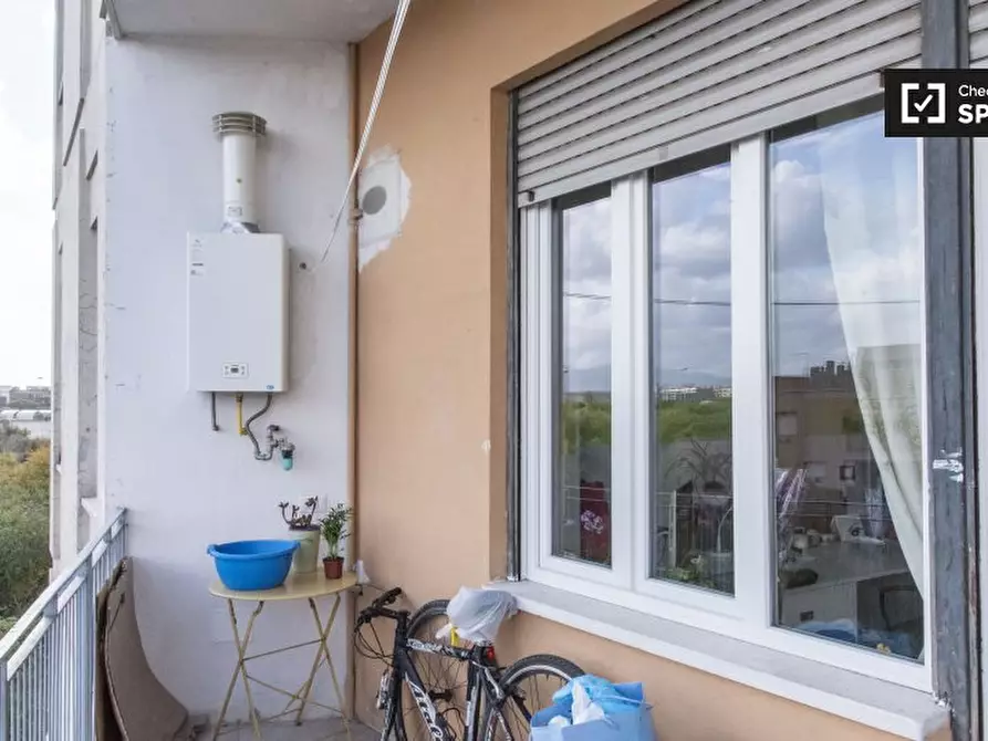 Immagine 8 di Camera condivisa in affitto  in Viale Palmiro Togliatti a Roma