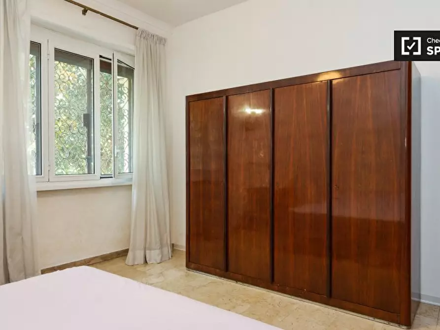 Immagine 19 di Camera condivisa in affitto  in Via Dodecaneso, 00144 Roma RM, Italy a Roma