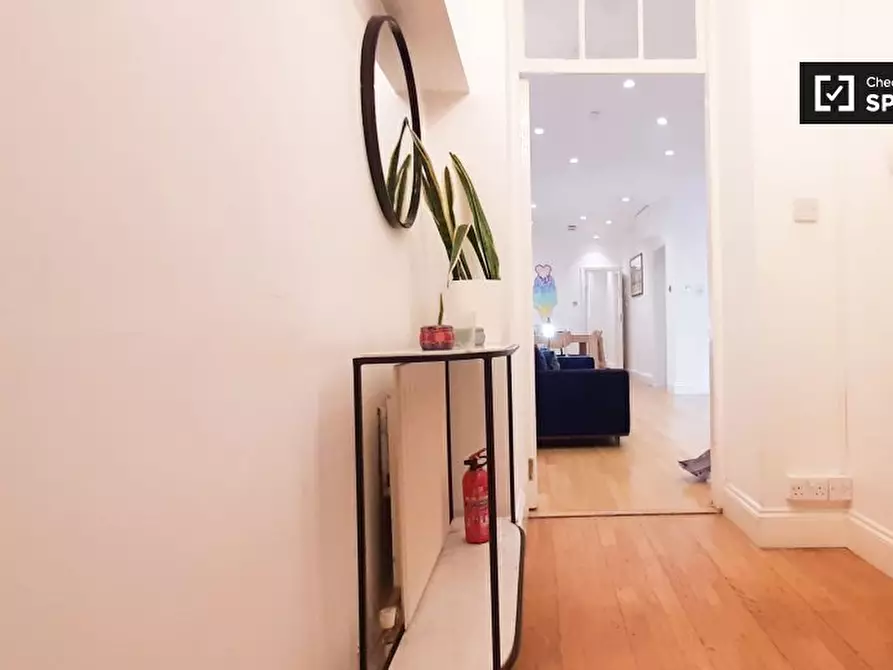 Immagine 4 di Appartamento in affitto  in A Kensington Gardens Square a Paddington