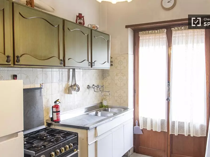 Immagine 12 di Camera condivisa in affitto  in Via Angelo Berardi a Roma