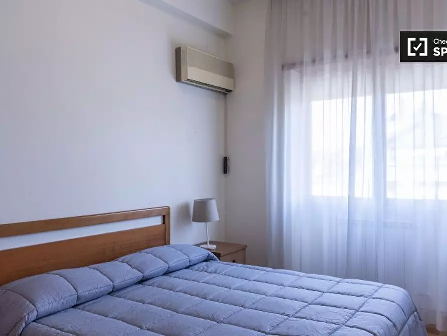 Immagine 15 di Appartamento in affitto  in Via Ildebrando Vivanti a Roma