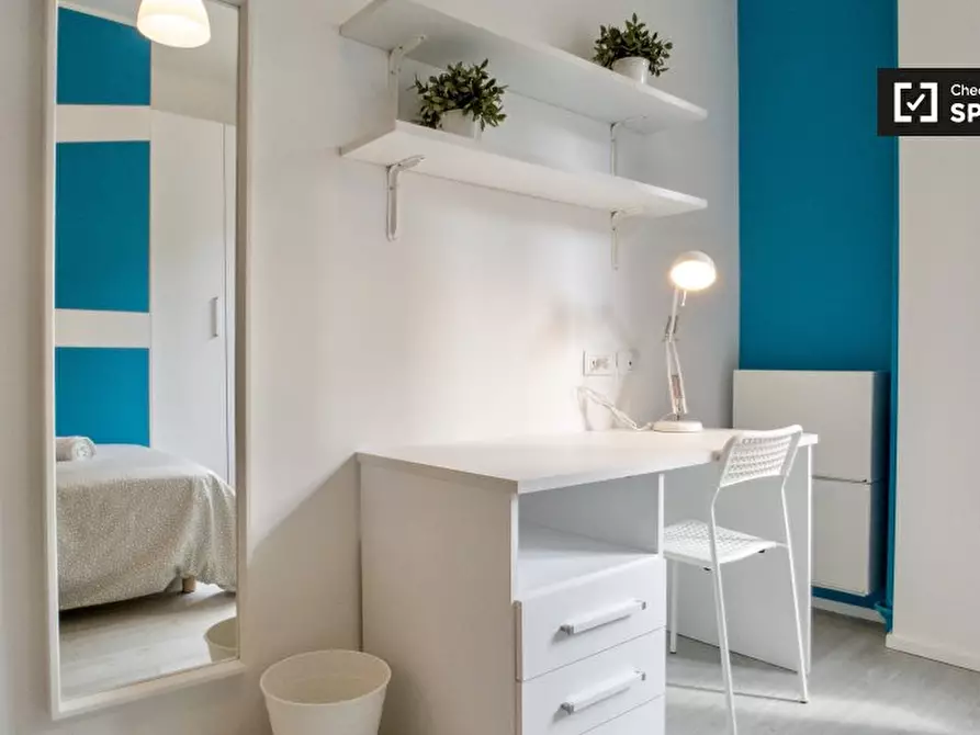 Immagine 2 di Camera condivisa in affitto  in Via Siusi a Milano