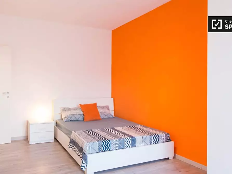 Immagine 4 di Camera condivisa in affitto  in Via Palmi a Milano