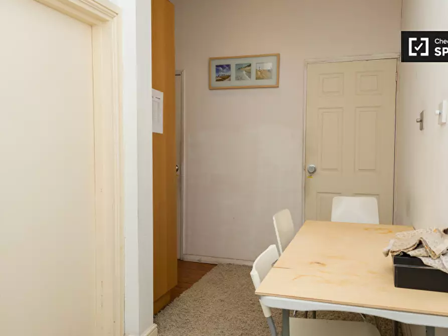 Immagine 7 di Camera condivisa in affitto  in Uxbridge Road a Hammersmith