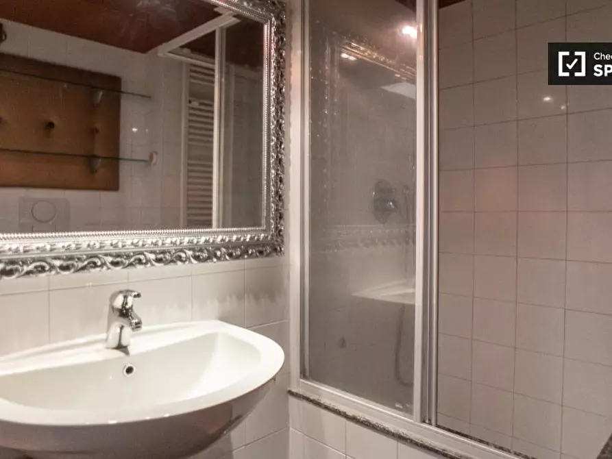 Immagine 18 di Appartamento in affitto  in Via Ascanio Sforza, 20136 Milano MI, Italy a Milano