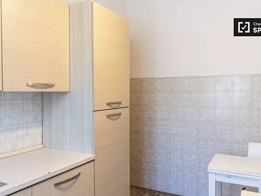 Immagine 7 di Camera condivisa in affitto  in Via Portuense a Roma