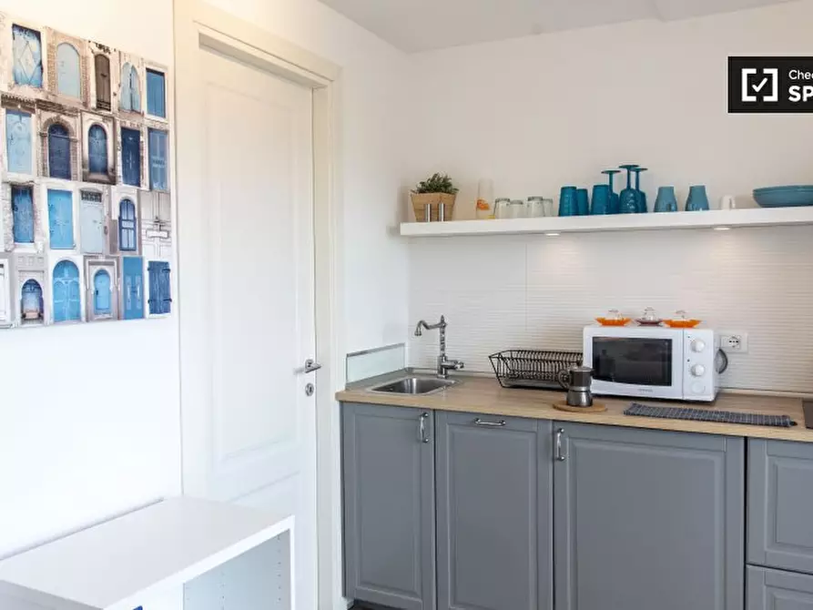 Immagine 15 di Appartamento in affitto  in Via Portuense a Roma