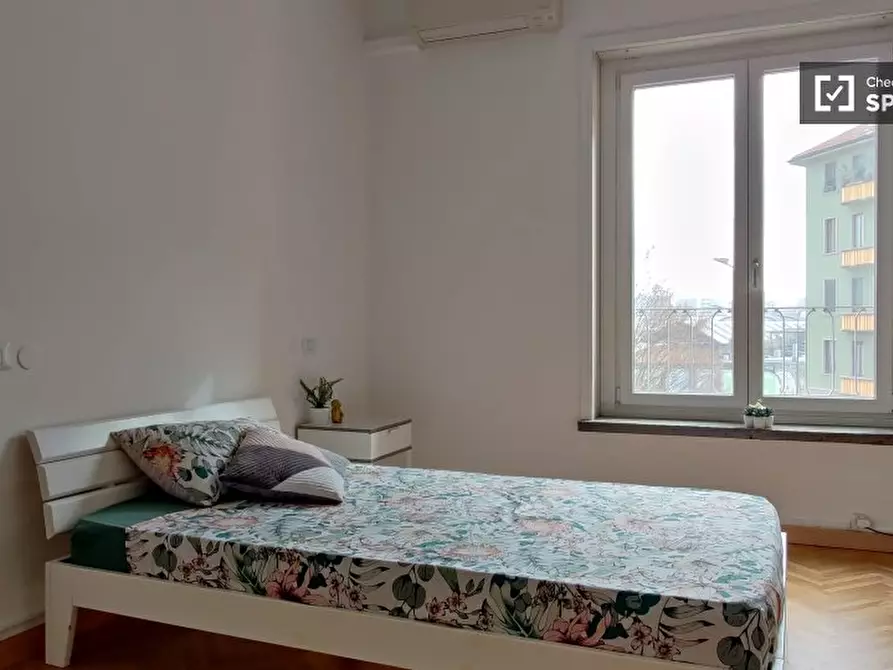 Immagine 2 di Camera condivisa in affitto  in Via Tertulliano a Milano