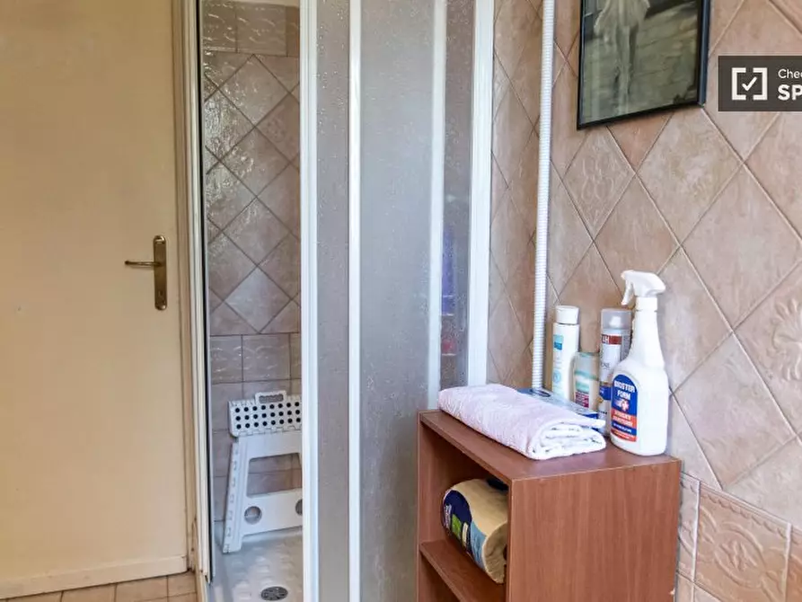 Immagine 7 di Appartamento in affitto  in Via di Bravetta a Roma