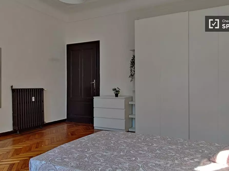 Immagine 3 di Camera condivisa in affitto  in Viale Campania a Milano