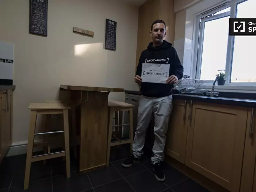 Immagine 6 di Camera condivisa in affitto  in Wandle Way a Wandsworth