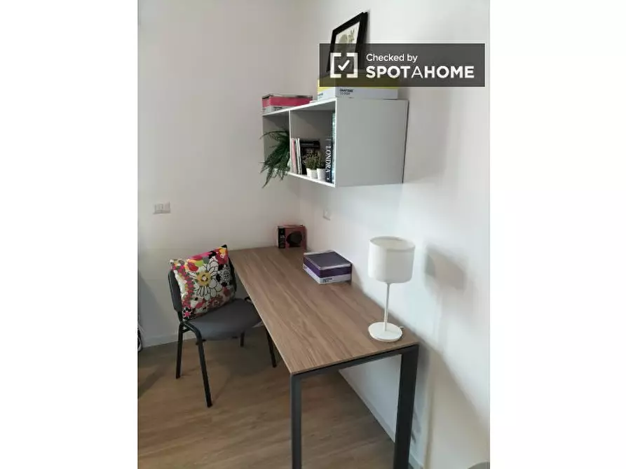 Immagine 4 di Camera condivisa in affitto  in Via Domenico Turazza a Padova