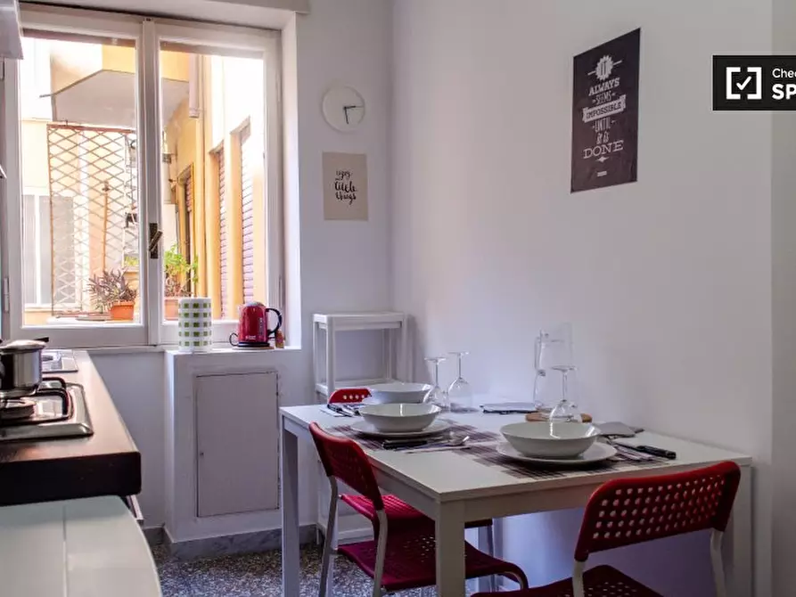 Immagine 14 di Camera condivisa in affitto  in Circonvallazione Nomentana a Roma