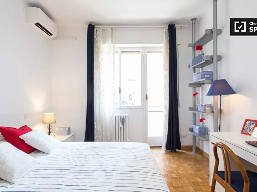 Immagine 14 di Camera condivisa in affitto  in Via Mincio a Milano