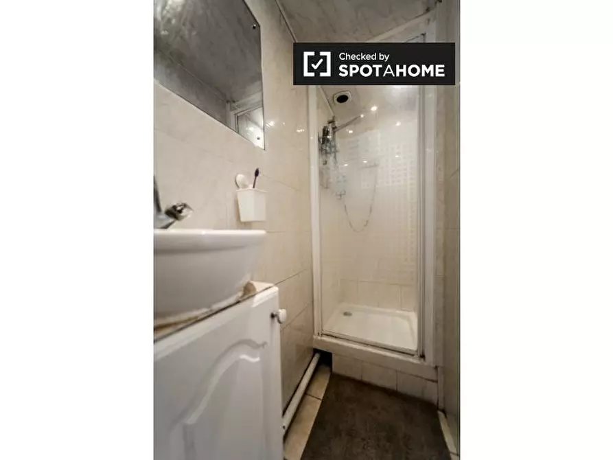 Immagine 8 di Appartamento in affitto  in Berriman Rd a Islington