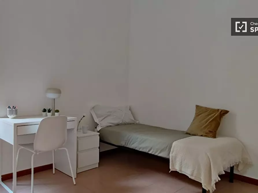 Immagine 6 di Camera condivisa in affitto  in Via Anton Giulio Barrili a Milano