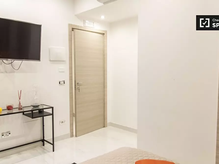 Immagine 8 di Appartamento in affitto  in Via Gregoriana, 00187 Roma RM, Italy a Roma