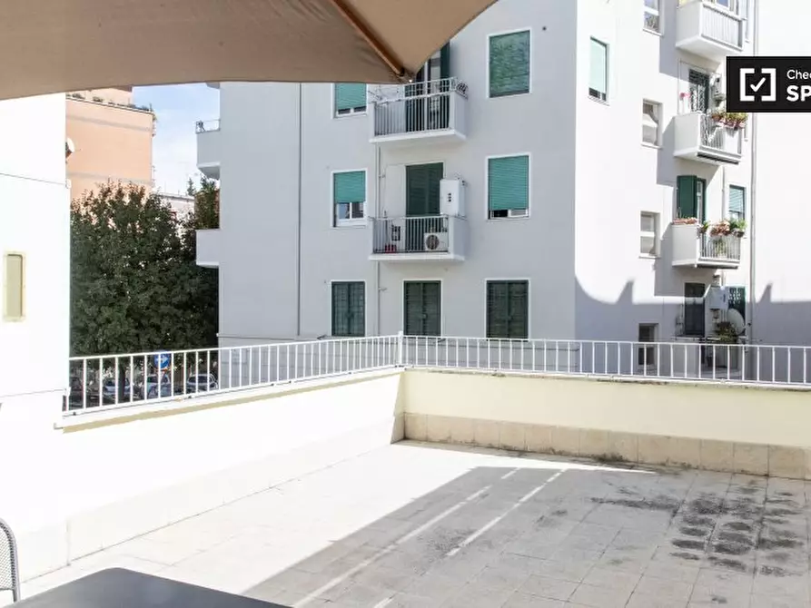 Immagine 15 di Camera condivisa in affitto  in Via Portuense a Roma