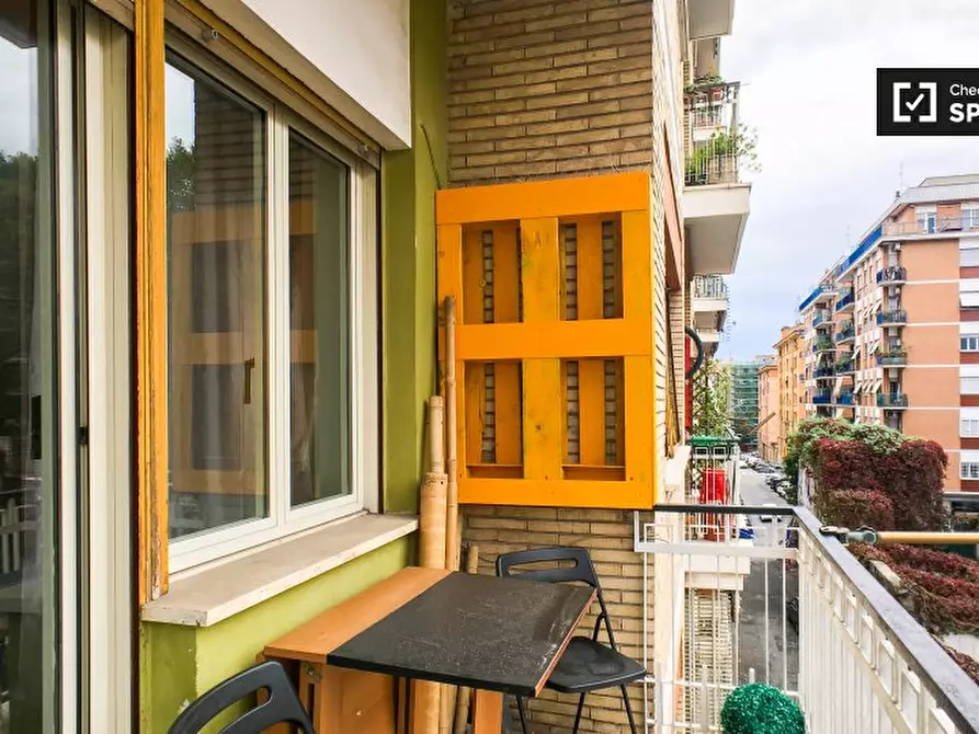 Immagine 7 di Camera condivisa in affitto  in Via Ettore Giovenale a Roma