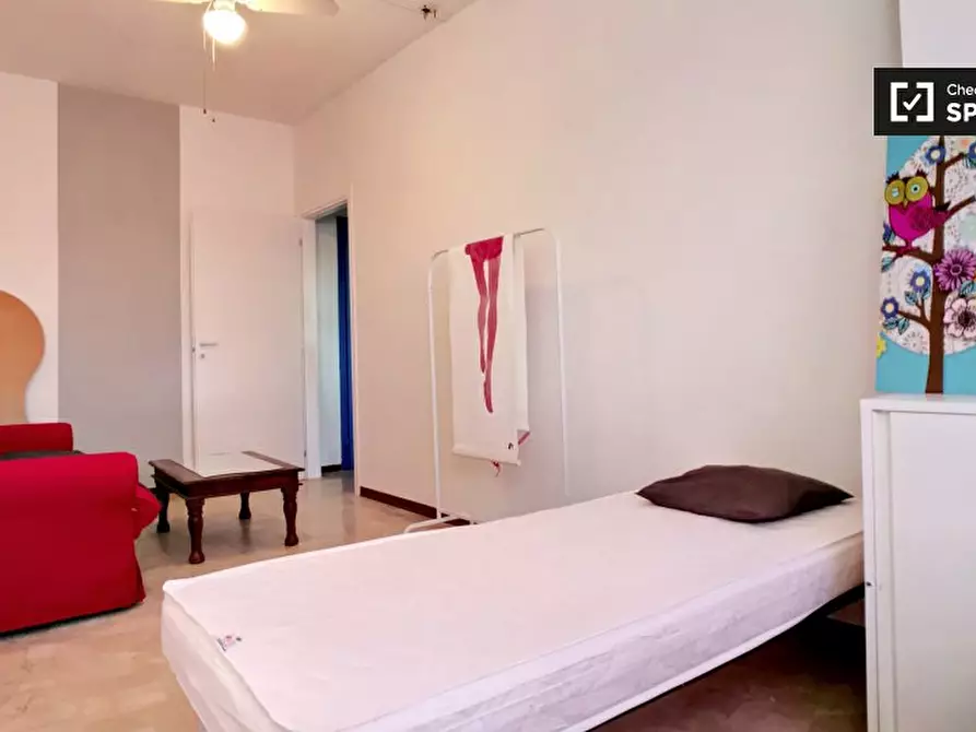 Immagine 19 di Camera condivisa in affitto  in Via Ferrante Aporti a Milano