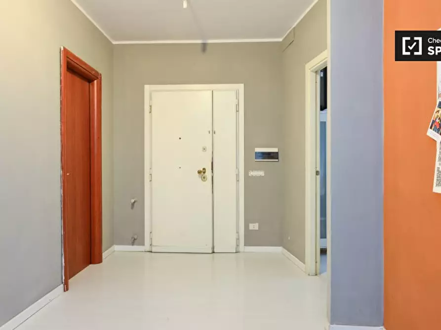 Immagine 17 di Camera condivisa in affitto  in Via Edoardo Jenner, 00151 Roma RM, Italy a Roma