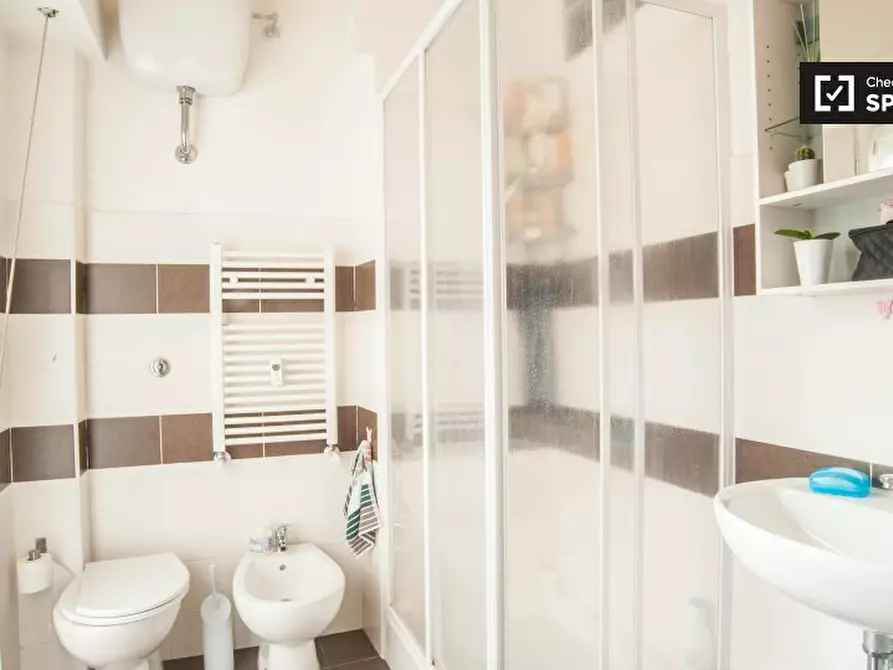 Immagine 5 di Camera condivisa in affitto  in Piazza San Giovanni Bosco a Roma