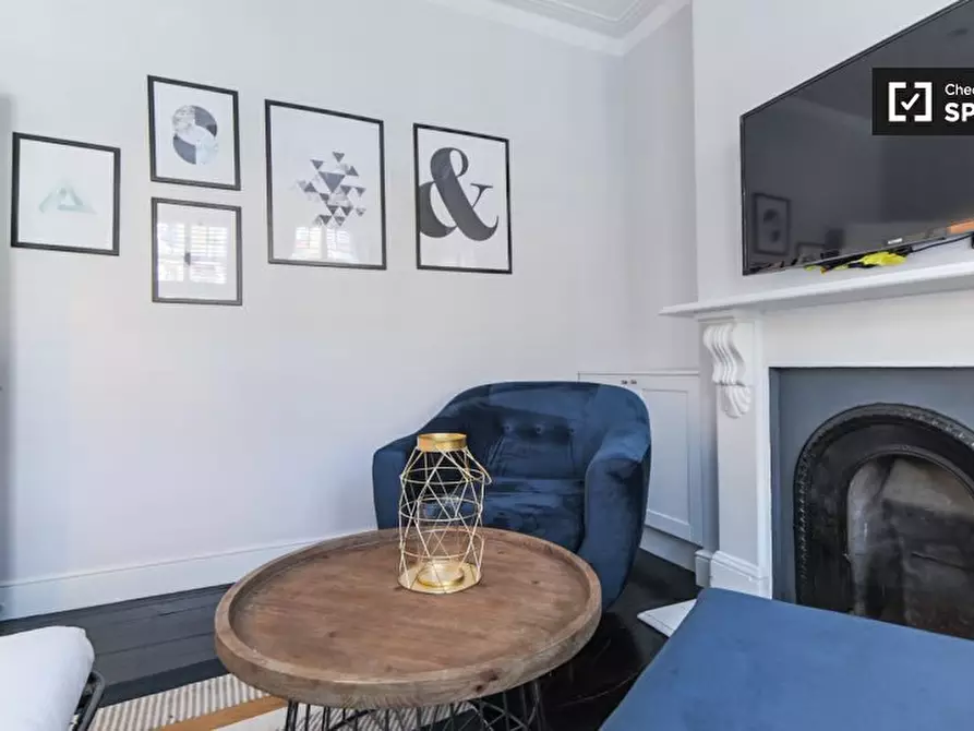 Immagine 9 di Appartamento in affitto  in a Queenstown Road a Lambeth