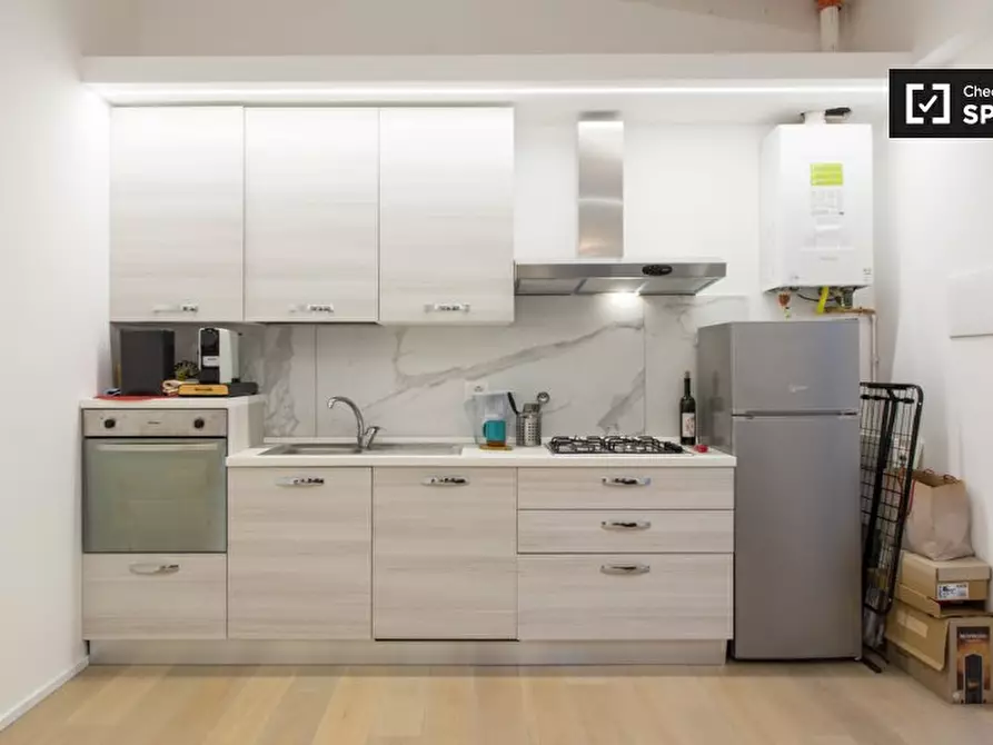 Immagine 5 di Appartamento in affitto  in Via Aosta a Milano