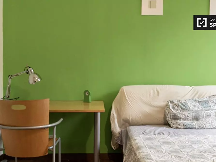 Immagine 2 di Camera condivisa in affitto  in Via Emilio Morosini, 45, 20135 Milano MI, Italy a Milano