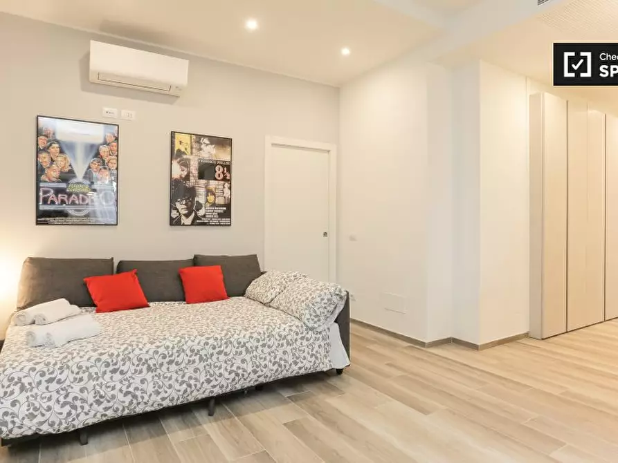 Immagine 7 di Appartamento in affitto  in Via Negroli, 20133 Milano MI, Italy a Milano