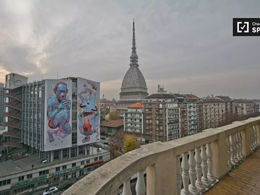 Immagine 5 di Camera condivisa in affitto  in Corso S. Maurizio a Torino