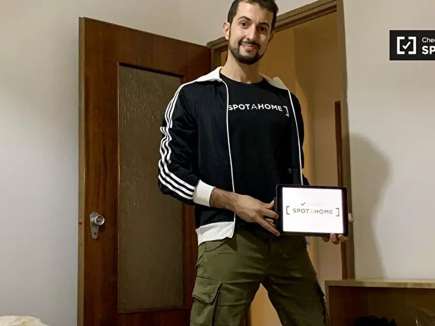 Immagine 19 di Camera condivisa in affitto  in Alzaia Naviglio Pavese, 20142 Milano MI, Italy a Milano