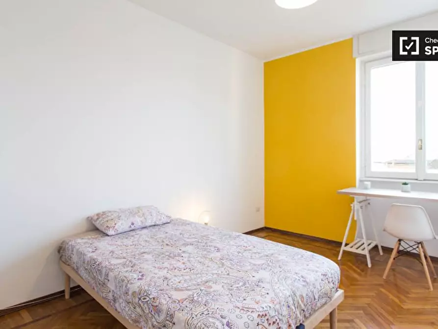 Immagine 2 di Camera condivisa in affitto  in Via Michelangelo Buonarroti a Milano