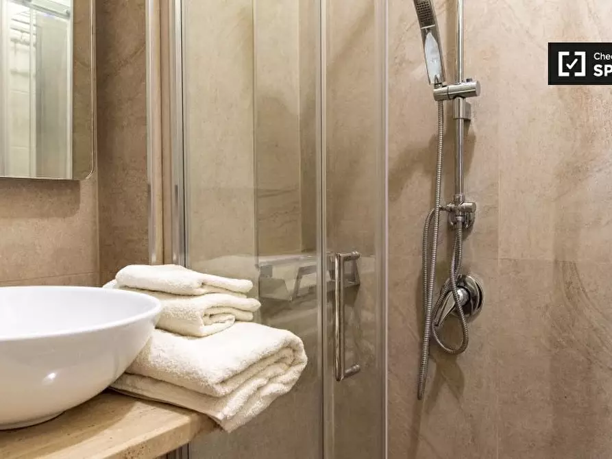 Immagine 4 di Ufficio in affitto  in Via Angelo Secchi a Roma