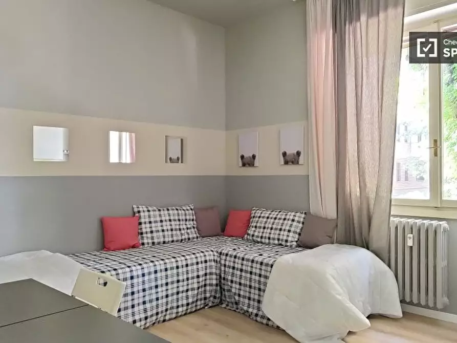 Immagine 1 di Ufficio in affitto  in Viale Famagosta a Milano