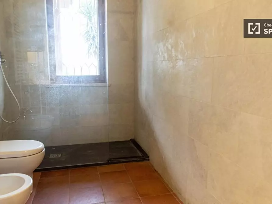 Immagine 6 di Appartamento in affitto  in Via Casali delle Cornacchiole a Roma