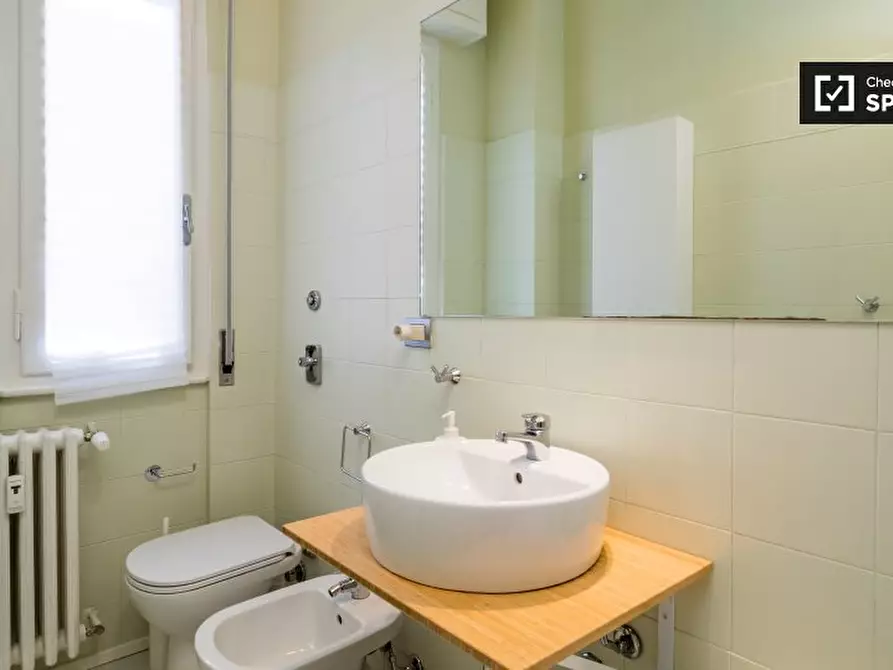 Immagine 15 di Camera condivisa in affitto  in Via dei Biancospini a Milano