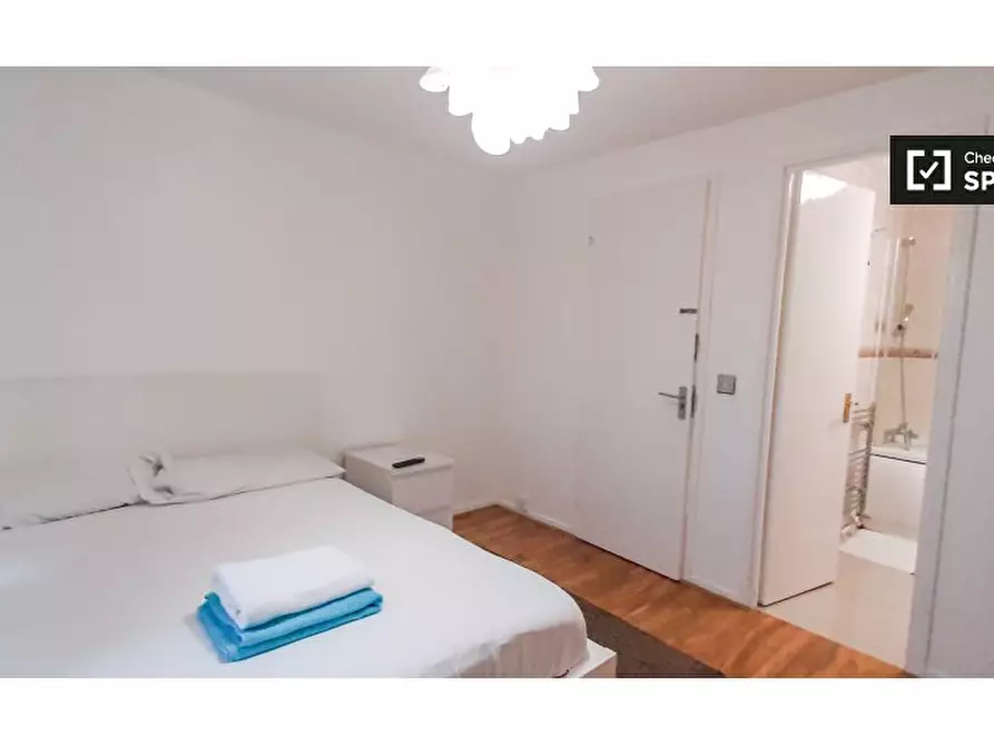 Immagine 16 di Appartamento in affitto  in Goldfinch Rd a Eltham