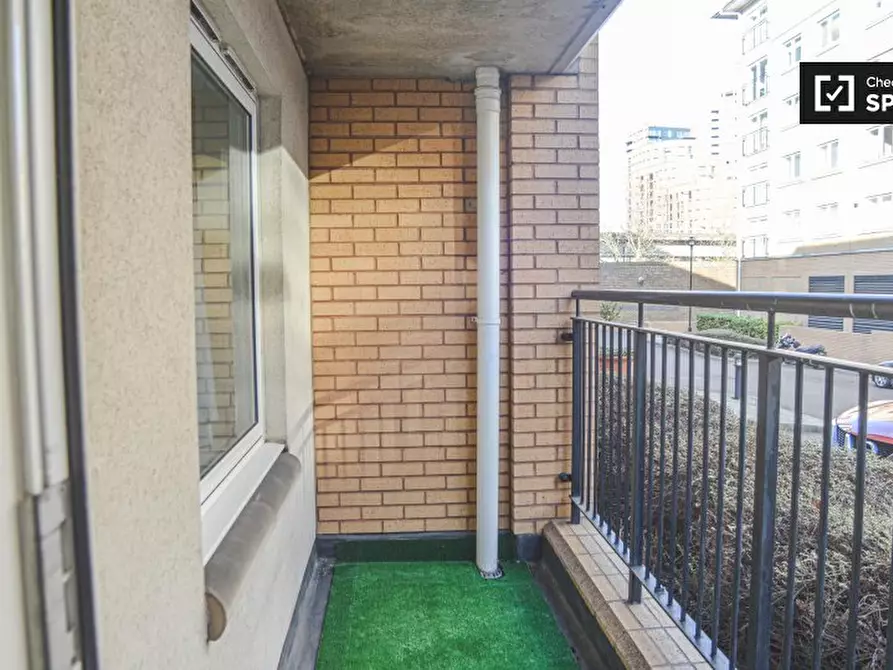 Immagine 17 di Appartamento in affitto  in Sail Court a Poplar