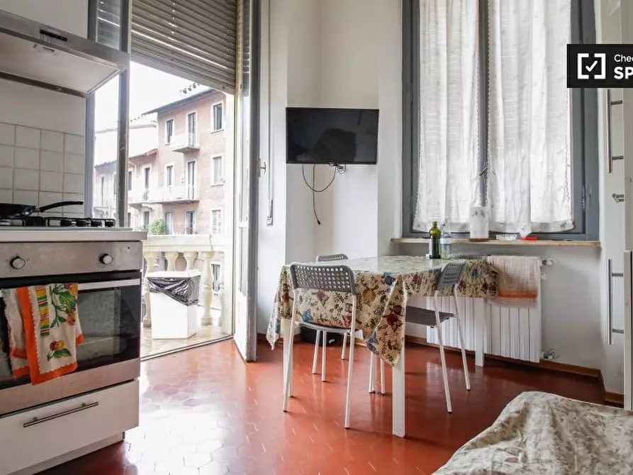 Immagine 8 di Camera condivisa in affitto  in Corso S. Maurizio a Torino