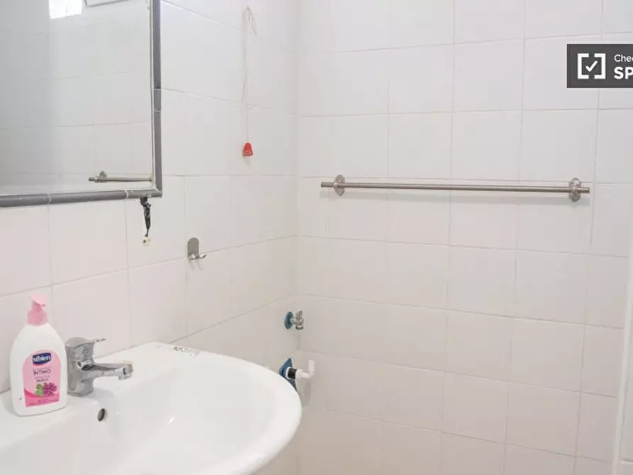 Immagine 14 di Appartamento in affitto  in Via degli Ortaggi a Roma