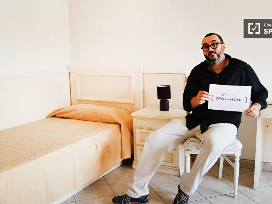 Immagine 9 di Ufficio in affitto  in via avancinio avancini a Milano