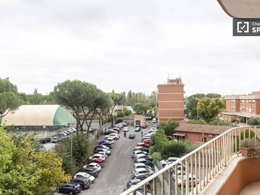 Immagine 19 di Appartamento in affitto  in Viale Telese a Roma