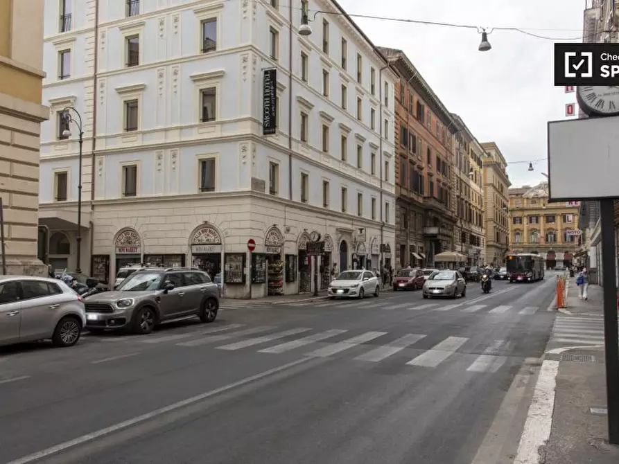 Immagine 19 di Appartamento in affitto  in Via Volturno a Roma