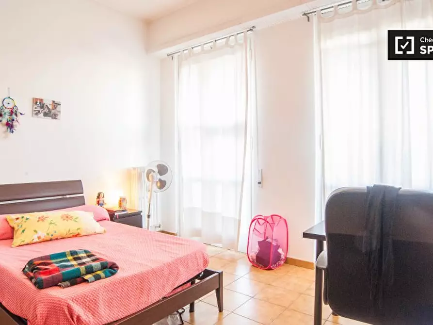 Immagine 17 di Camera condivisa in affitto  in Piazza San Giovanni Bosco a Roma